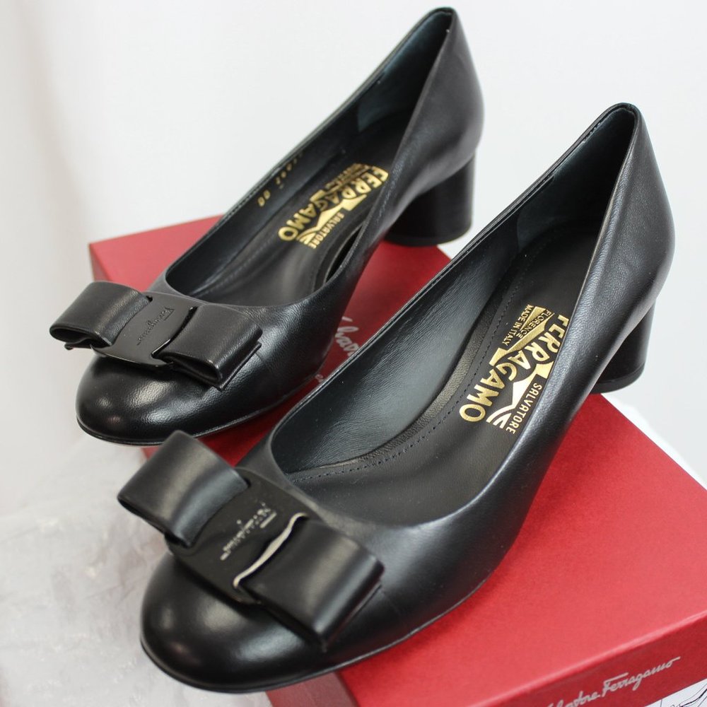 Salvatore Ferragamo IV React Pumps in Black NEW IN BOX